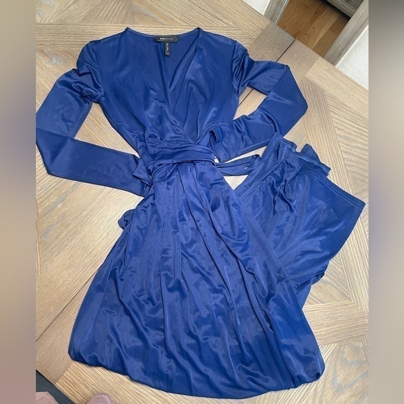 Bcbgmaxazria Pearl Jersey Long Sleeve Wrap Maxi Dress Royal Blue - Picture 4 of 14